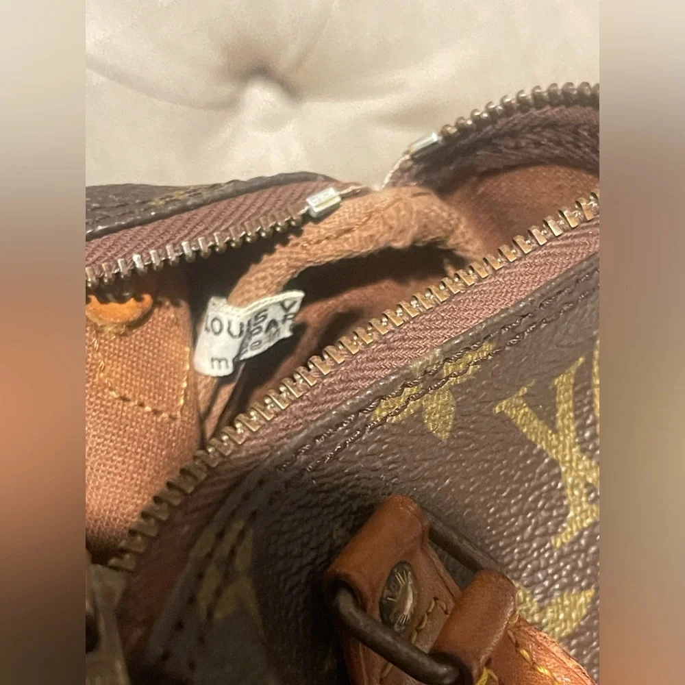 Authentic Vintage Louis Vuitton speedy mini hl monogram canvas bag